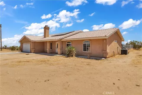 Exterior - 13473 Rochester, Phelan, CA 92371 photo 4 of 10