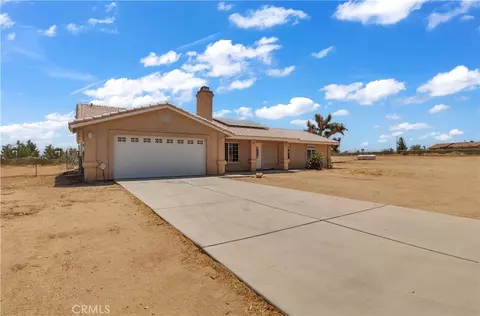 Exterior - 13473 Rochester, Phelan, CA 92371 photo 3 of 10