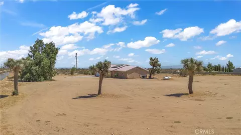 Exterior - 13473 Rochester, Phelan, CA 92371 photo 5 of 10