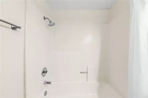 Bath - 12525 Pinehurst, El Monte, CA 91732 photo 10 of 10