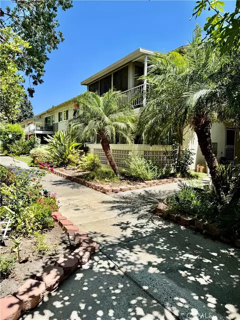 18 Via Castilla #C, Laguna Woods, CA 92637