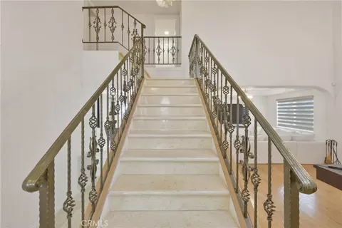 Entry Way - 6369 Nestle, Tarzana, CA 91335 photo 6 of 8