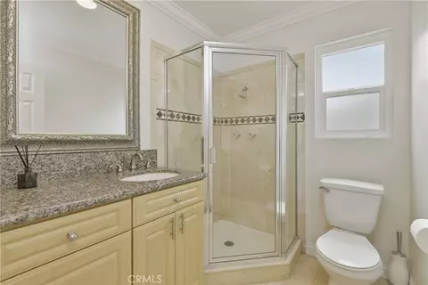 Bath - 6369 Nestle, Tarzana, CA 91335 photo 1 of 5