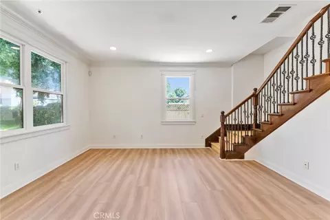 Living - 1590 Locust, Pasadena, CA 91106 photo 4 of 7