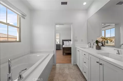 Entry Way - 180 Frontier, Irvine, CA 92620 photo 4 of 5