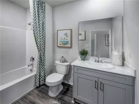 Bath - 40106 Campos Elegantes, Temecula, CA 92591 photo 2 of 2