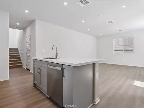 Living - 40112 Campos Elegantes, Temecula, CA 92591 photo 3 of 5