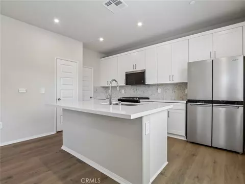 Kitchen - 28309 Via Reserva, Temecula, CA 92591 photo 1 of 3