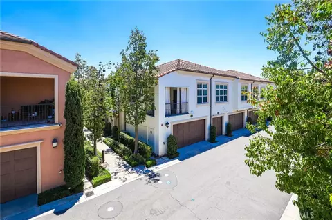 Exterior - 47 Mayfair, Irvine, CA 92620 photo 5 of 6