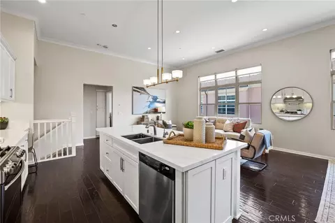 Kitchen - 47 Mayfair, Irvine, CA 92620 photo 2 of 4