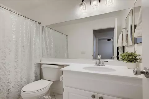 Bath - 9237 Meadow, Riverside, CA 92508 photo 1 of 4