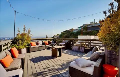 8835 Evanview, Los Angeles, CA 90069