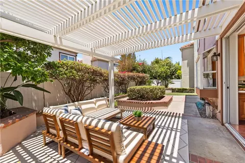 Exterior - 9 Terraza, Irvine, CA 92614 photo 5 of 13