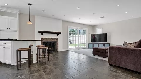 Living - 5062 Berkeley, Westminster, CA 92683 photo 2 of 3