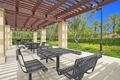 View/Area - 212 Sutters Ml, Irvine, CA 92602 photo 10 of 11