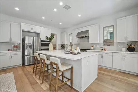Kitchen - 212 Sutters Ml, Irvine, CA 92602 photo 2 of 5