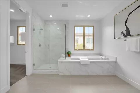 Bath - 212 Sutters Ml, Irvine, CA 92602 photo 3 of 5