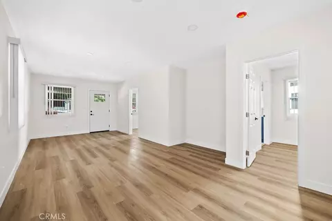 Living - 420 Olive, Long Beach, CA 90802 photo 2 of 2