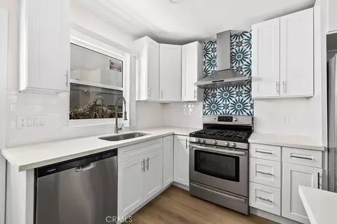 Kitchen - 420 Olive, Long Beach, CA 90802 photo 1 of 3