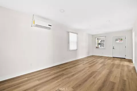 Living - 420 Olive, Long Beach, CA 90802 photo 1 of 2