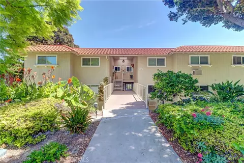 2184 Via Mariposa E #B, Laguna Woods, CA 92637