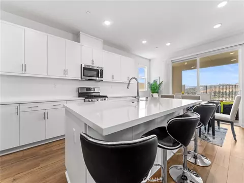 Kitchen - 598 Meadowood, Fallbrook, CA 92028 photo 1 of 4
