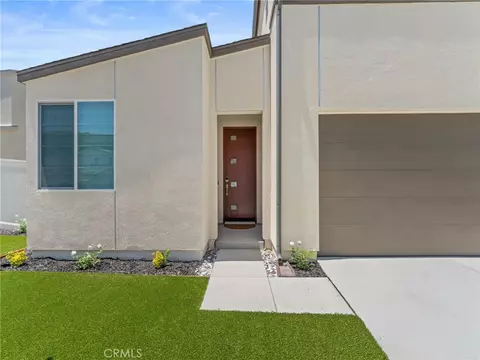 Exterior - 598 Meadowood, Fallbrook, CA 92028 photo 7 of 13