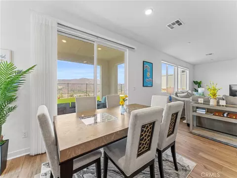 Dining - 598 Meadowood, Fallbrook, CA 92028 photo 3 of 3