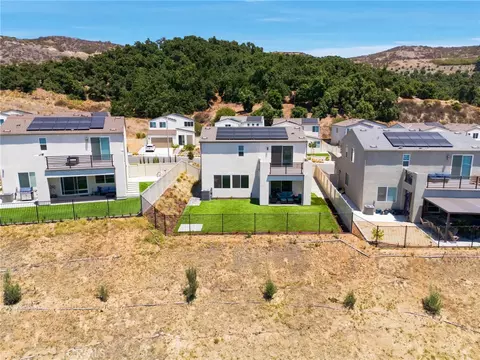 View/Area - 598 Meadowood, Fallbrook, CA 92028 photo 8 of 11