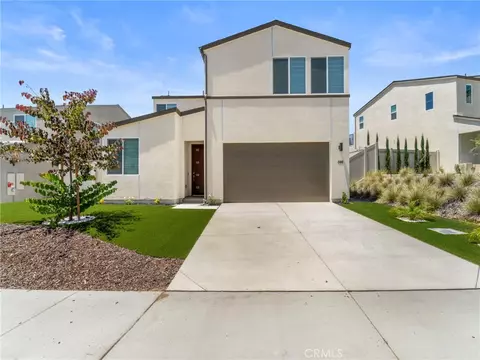 Exterior - 598 Meadowood, Fallbrook, CA 92028 photo 6 of 13