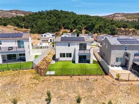 View/Area - 598 Meadowood, Fallbrook, CA 92028 photo 7 of 11