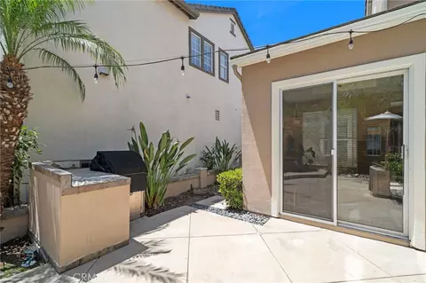 Exterior - 35 Kyle Ct, Ladera Ranch, CA 92694 photo 8 of 10