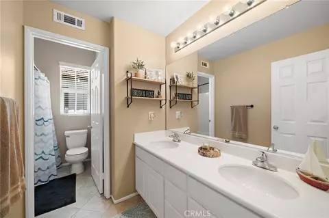 Bath - 35 Kyle Ct, Ladera Ranch, CA 92694 photo 2 of 3