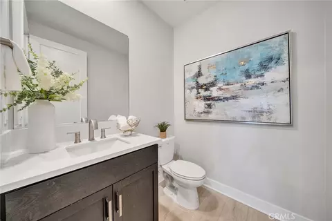 Bath - 200 Chorus, Irvine, CA 92618 photo 1 of 3