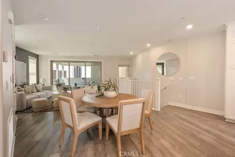 Dining - 128 Catalyst, Irvine, CA 92618 photo 2 of 2