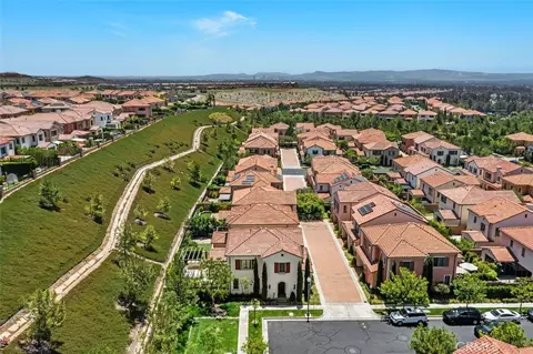 View/Area - 100 Della, Irvine, CA 92602 photo 3 of 10