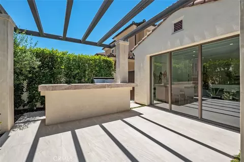 Exterior - 100 Della, Irvine, CA 92602 photo 9 of 16