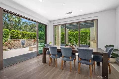 Dining - 100 Della, Irvine, CA 92602 photo 3 of 3