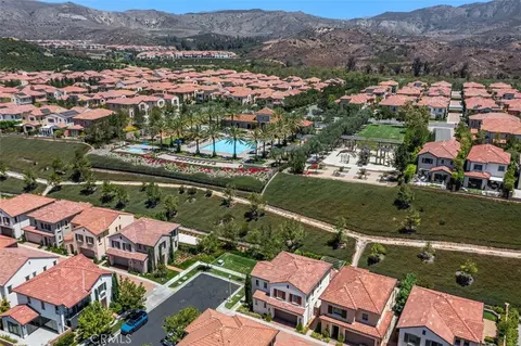 View/Area - 100 Della, Irvine, CA 92602 photo 9 of 10