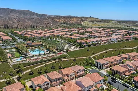View/Area - 100 Della, Irvine, CA 92602 photo 4 of 10
