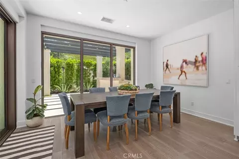 Dining - 100 Della, Irvine, CA 92602 photo 2 of 3