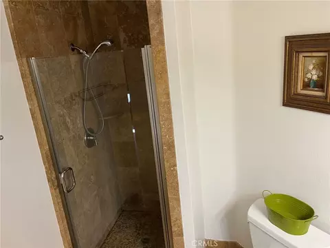 Bath - 42385 Fox Farm, Big Bear Lake, CA 92315 photo 7 of 8