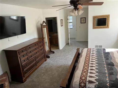 Bedroom - 42385 Fox Farm, Big Bear Lake, CA 92315 photo 6 of 15