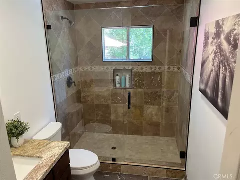 Bath - 42385 Fox Farm, Big Bear Lake, CA 92315 photo 3 of 8