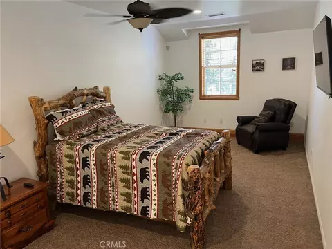 Bedroom - 42385 Fox Farm, Big Bear Lake, CA 92315 photo 5 of 15