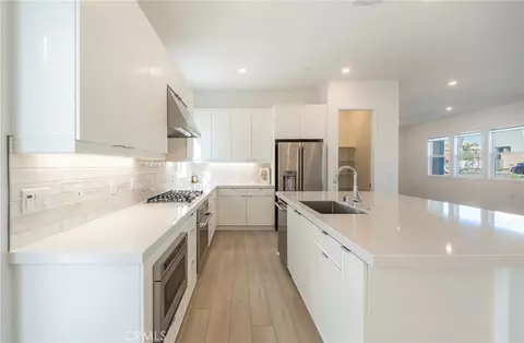 Kitchen - 412 Flycatcher, Irvine, CA 92618 photo 2 of 5