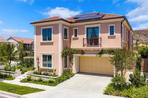 Exterior - 115 Green Rdg, Irvine, CA 92602 photo 2 of 11