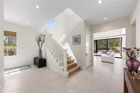 Entry Way - 115 Green Rdg, Irvine, CA 92602 photo 3 of 11