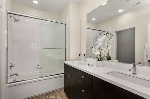 Bath - 1414 El Paseo, Foothill Ranch, CA 92610 photo 1 of 3