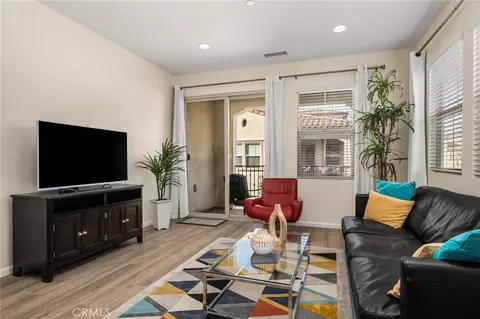Living - 1414 El Paseo, Foothill Ranch, CA 92610 photo 3 of 4